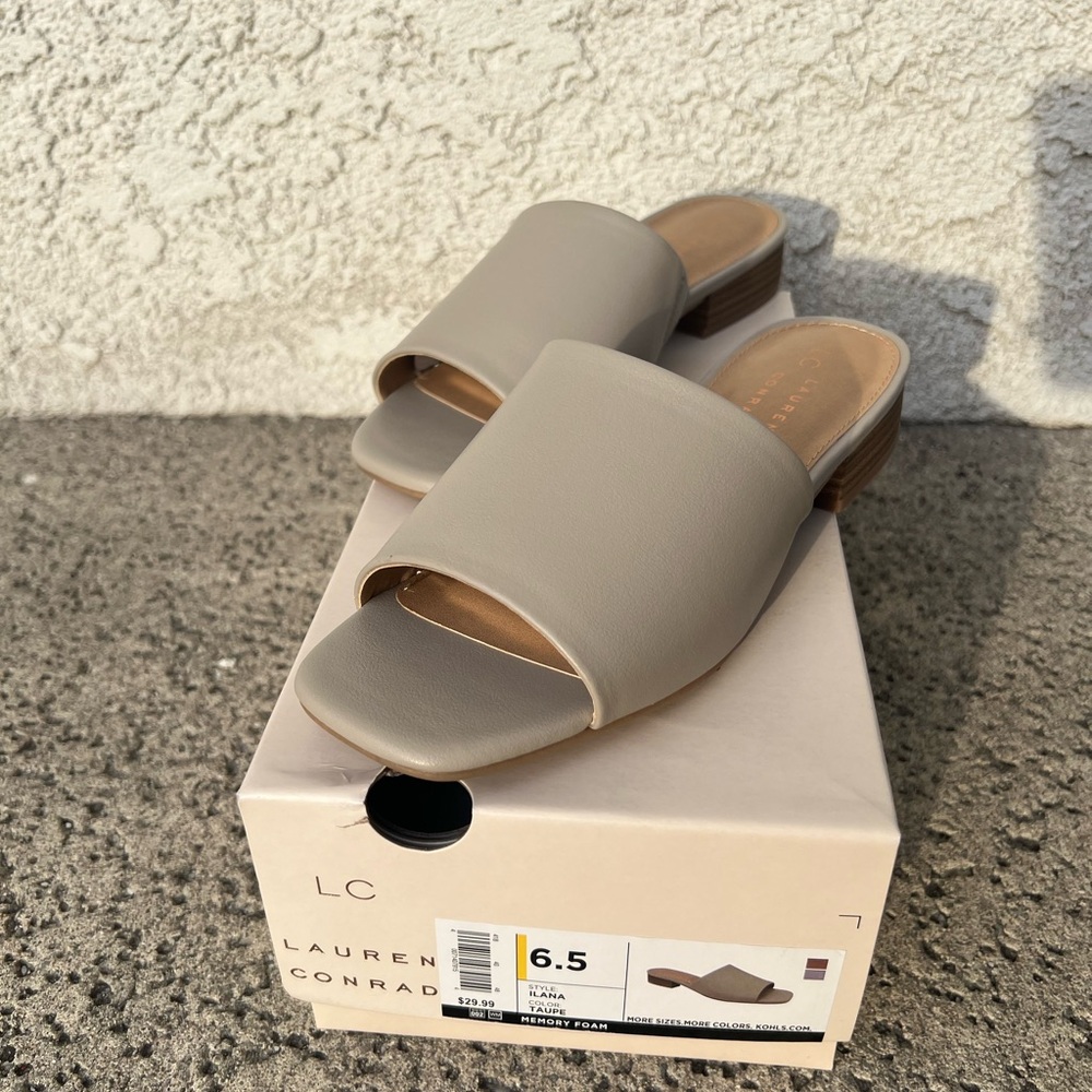 LC Lauren Conrad Women's Cream Mules